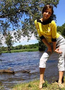 Стриптиз на речке