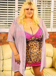 Негр трахает толстую женщину