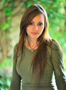 Горячая аппетитная малышка!