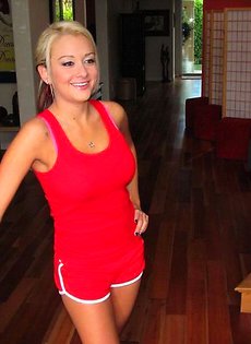 Блондинки сделали секс массаж