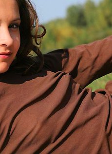 С первым размером груди