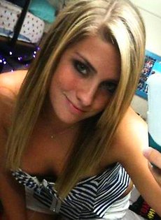 Девочки c Apple iPhone