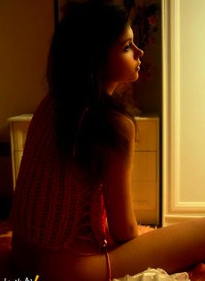 Настенька в солнечных лучах