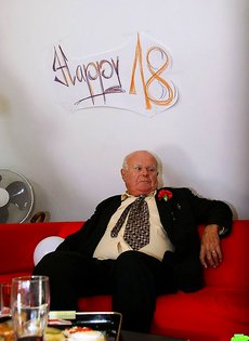 Подарок на свадьбе