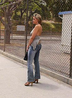 Дожидалась автобуса