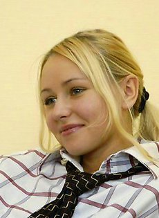 Залезла голышом в бабушкин сундук